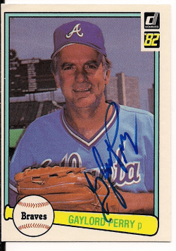 Autographed GAYLORD PERRY 1982 Donruss Card