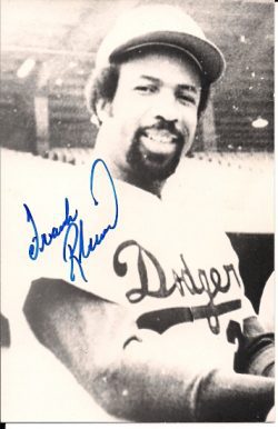 Autographed FRANK ROBINSON BW Rowe Post Card