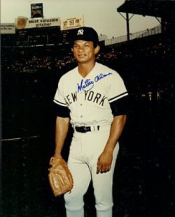 AUTOGRAPHED MATTY ALOU 8x10 New York Yankees Photo