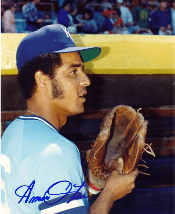 AUTOGRAPHED AMOS OTIS 8x10 Kansas City Royals Photo