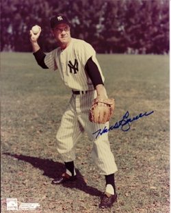AUTOGRAPHED HANK BAUER 8x10 New York Yankees Photo