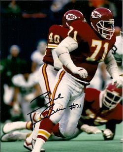 Autographed BRAD BUDDE 8X10 Kansas City Chiefs Photo