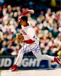 AUTOGRAPHED DAVE BURBA 8X10 Cleveland Indians Photo