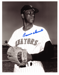 AUTOGRAPHED BENNIE DANIELS 8x10 Washington Senators Photo
