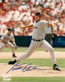 AUTOGRAPHED SCOTT ELARTON 8x10 Houston Astros Photo