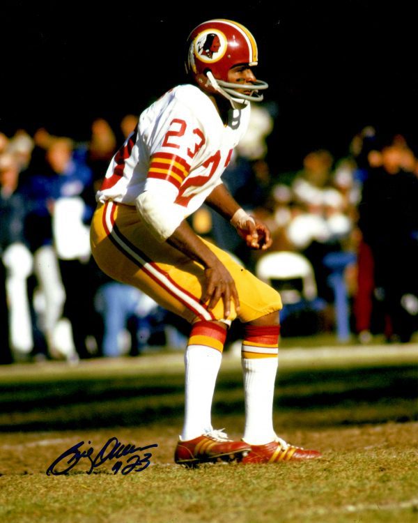Autographed BRIG OWENS 8x10 Washington Redskins Photo