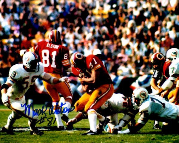 Autographed MACK ALSTON 8x10 Washington Redskins Photo
