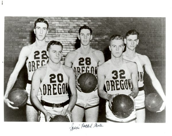 Autographed GEORGE MIKAN  8X10 Minneapolis Lakers photo