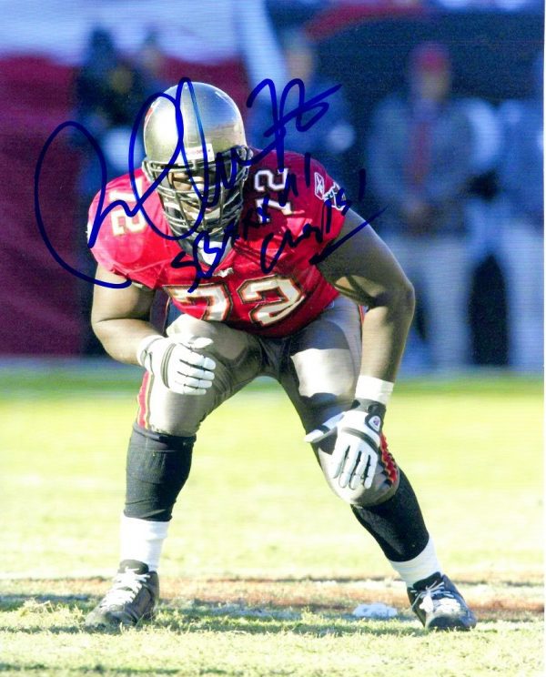 Autographed ROMAN OBEN 8x10 Tampa Bay Buccaneers Photo
