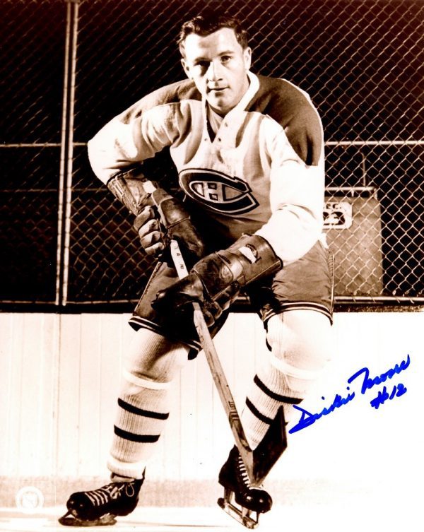 Autographed DICKIE MOORE 8X10  Montreal Canadiens Photo