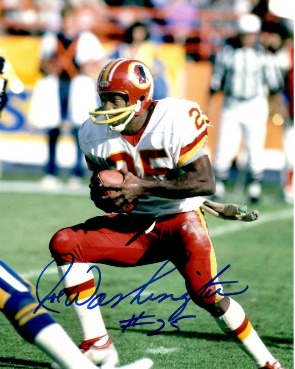 Autographed JOE WASHINGTON 8x10 Washington Redskins Photo