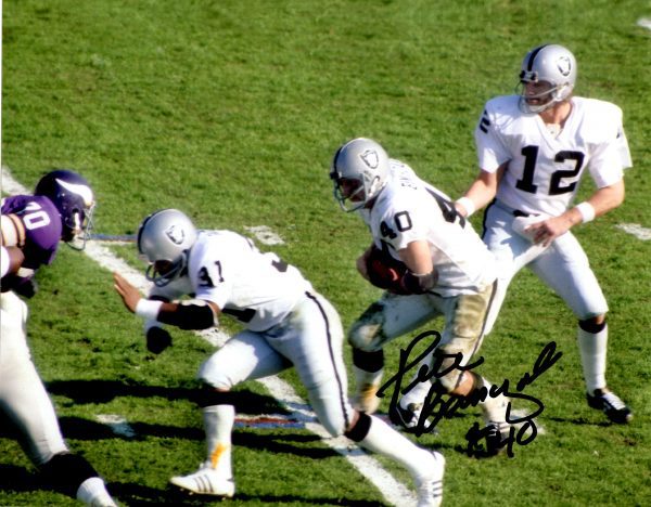 Autographed  PETE BANASZAK 8X10 Oakland Raiders photo