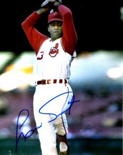 AUTOGRAPHED LUIS TIANT 8X10 Cleveland Indians Photo
