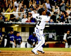 AUTOGRAPHED YANGERVIS SOLARTE 8X10 San Diego Padres photo
