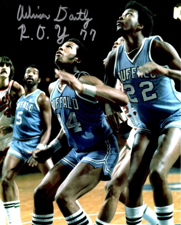Autographed ADRIAN DANTLEY 8X10 Buffalo Braves photo