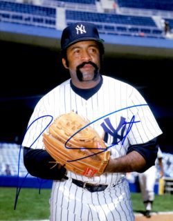 AUTOGRAPHED LUIS TIANT 8X10 photo  New York Yankees