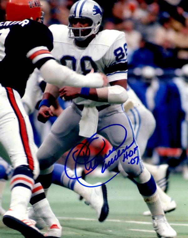 Autographed CHARLIE SANDERS 8x10 Detroit Lions photo