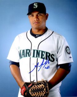 AUTOGRAPHED MAURICIO ROBLES 8X10 Seattle Mariners Photo
