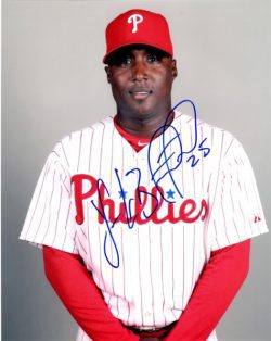 AUTOGRAPHED YUNIESKY BETANCOURT 8X10 Philadelphia Phillies Photo