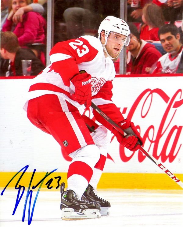 Autographed BRIAN LASHOFF  8X10 Detroit Red Wings Photo