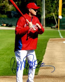 Autographed RYNE SANDBERG 8X10 PHILADELPHIA PHILLIES photo