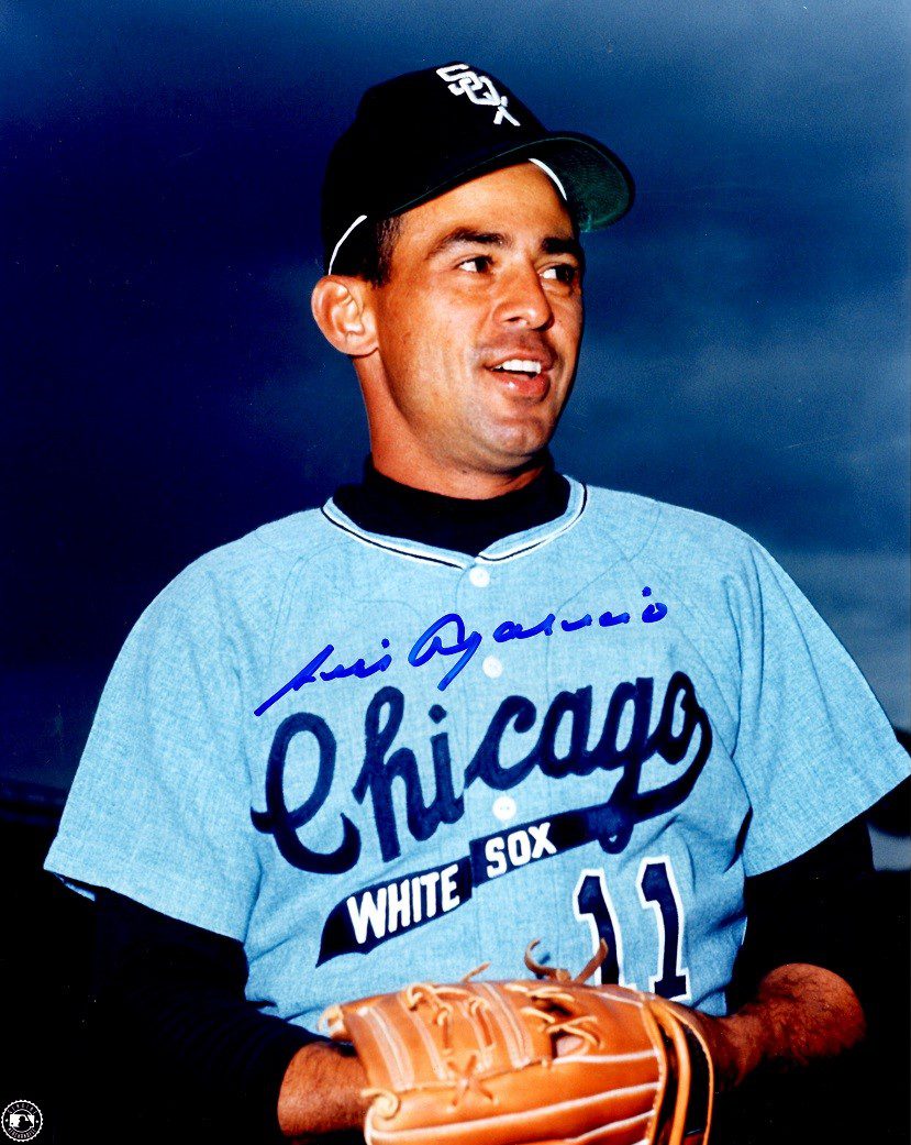 Autographed LUIS APARICIO 8X10 Chicago White Sox photo - Main Line  Autographs