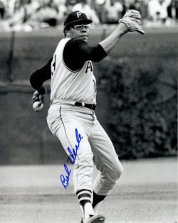 Autographed BOB VEALE 8X10 Pittsburgh Pirates Photo