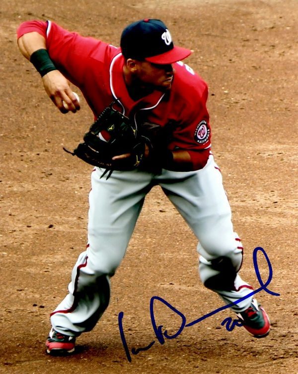 Autographed IAN DESMOND 8x10 Washington Nationals Photo