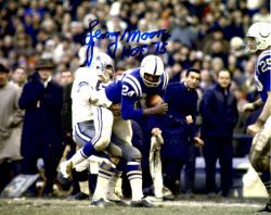 Autographed LENNY MOORE 8X10 Baltimore Colts photo