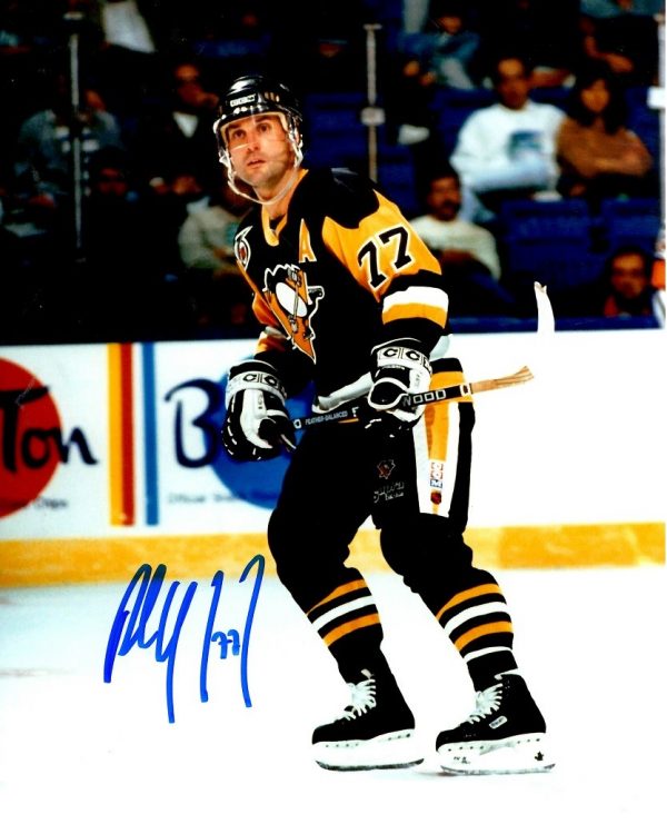 Autographed  PAUL COFFEY 8x10 Pittsburgh Penguins Photo