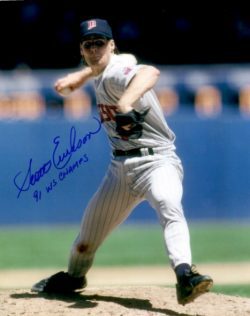 AUTOGRAPHED SCOTT ERICKSON 8X10 Minnesota Twins photo