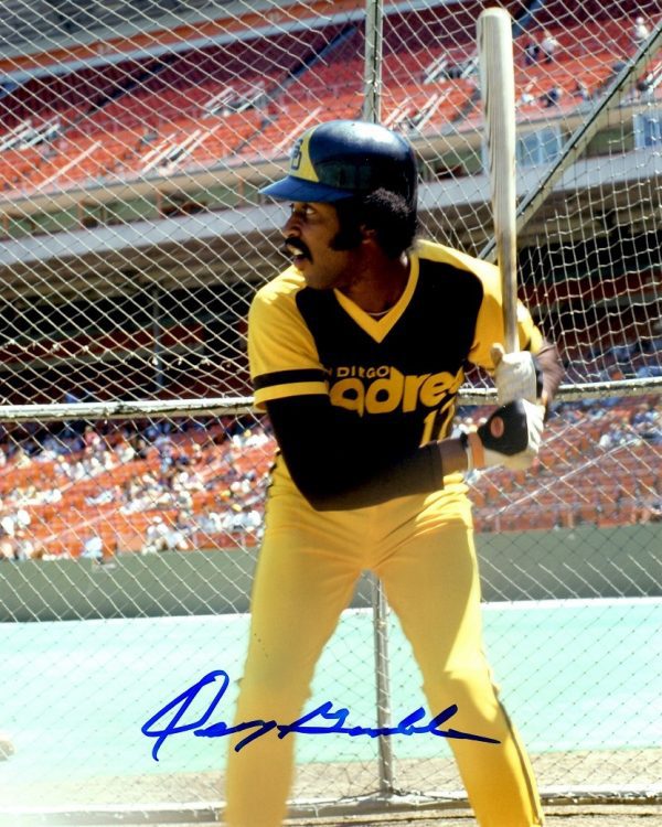 AUTOGRAPHED OSCAR GAMBLE 8X10 San Diego Padres photo