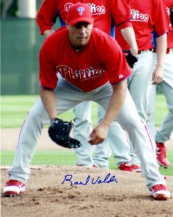 AUTOGRAPHED RAUL VALDES 8X10 photo Philadelphia Phillies