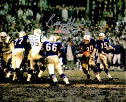Autographed BILLY SHAW 8X10 Buffalo Bills Photo