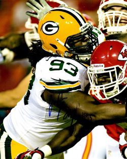 Autographed JOSH BOYD 8X10 Green Bay Packers Photo