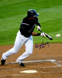 AUTOGRAPHED WILLY TAVARES 8X10 Colorado Rockies Photo