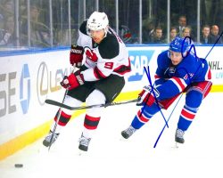 Autographed MARTIN HAVLAT 8X10 New Jersey Devils Photo
