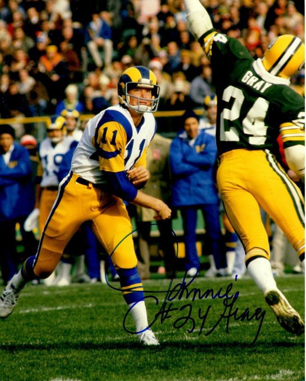Autographed JOHNNIE GRAY 8X10 Green Bay Packers Photo