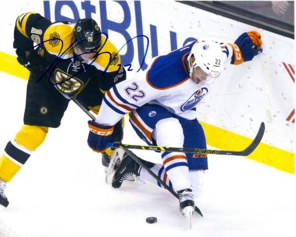 Autographed  KEITH AULIE 8X10 EDMONTON OILERS Photo