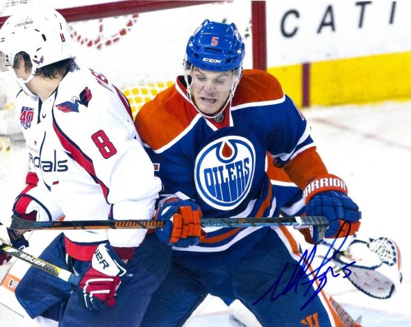 Autographed MARK FAYNE 8X10 EDMONTON OILERS Photo