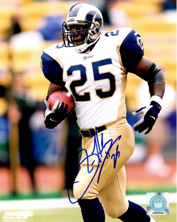 AUTOGRAPHED ROBERT HOLCOMBE 8x10 St Louis Rams Photo