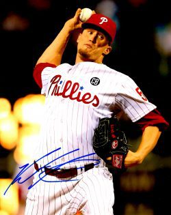 AUTOGRAPHED KEN GILES 8X10 Philadelphia Phillies Photo