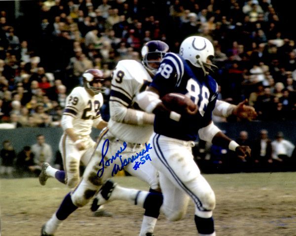 Autographed LONNIE WARWICK  8X10 Minnesota Vikings Photo