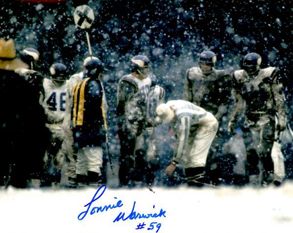 Autographed LONNIE WARWICK  8X10 Minnesota Vikings Photo