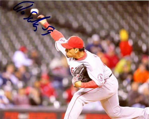 AUTOGRAPHED FERNANDO SALAS 8X10 Los Angeles Angels Photo