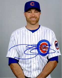 AUTOGRAPHED NATE SCHIERHOLTZ 8X10 Chicago Cubs Photo