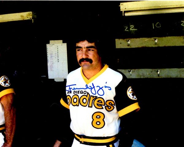 AUTOGRAPHED FERNANDO GONZALEZ 8X10 San Diego Padres photo