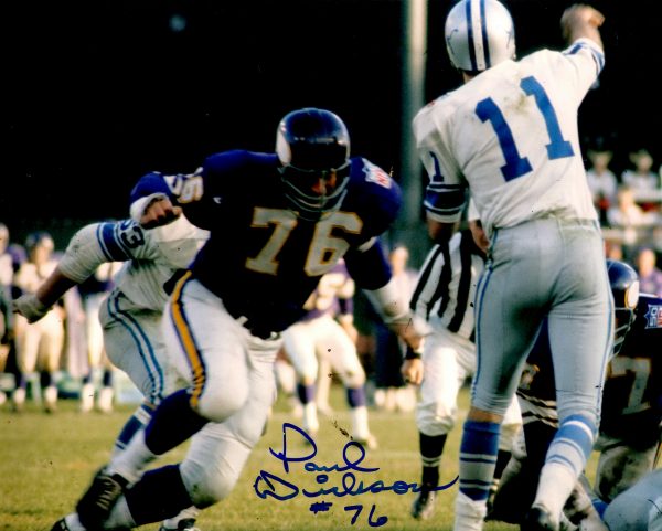 Autographed  PAUL DICKSON 8X10 Minnesota Vikings Photo