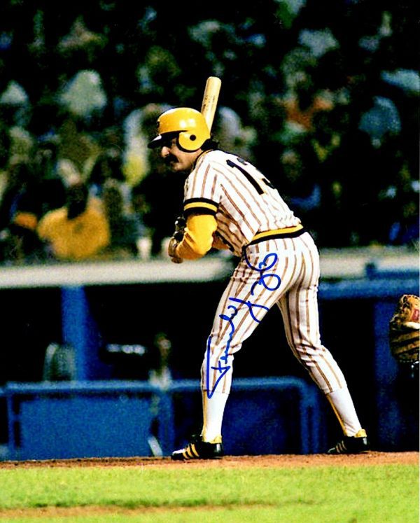 Autographed FERNANDO GONZALEZ 8X10 Pittsburgh Pirates Photo