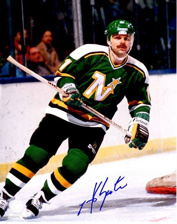 Autographed MIKE GARTNER MINNESOTA NORTH STARS  Photo